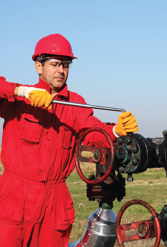 INSURICA-Oil-Field-Worker