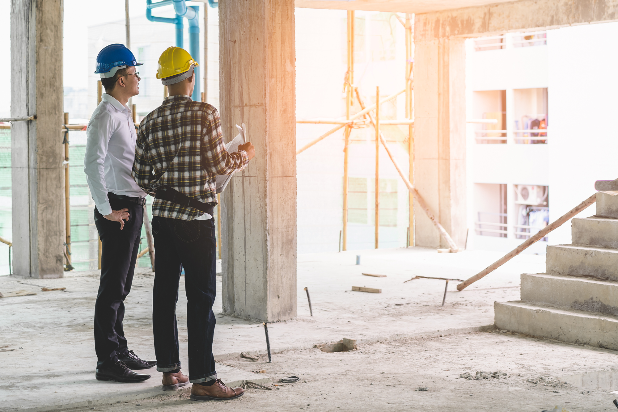 Stricter New Rules Limit Independent Contractor Hiring: A general contractor discussing a project with an independent contractor.